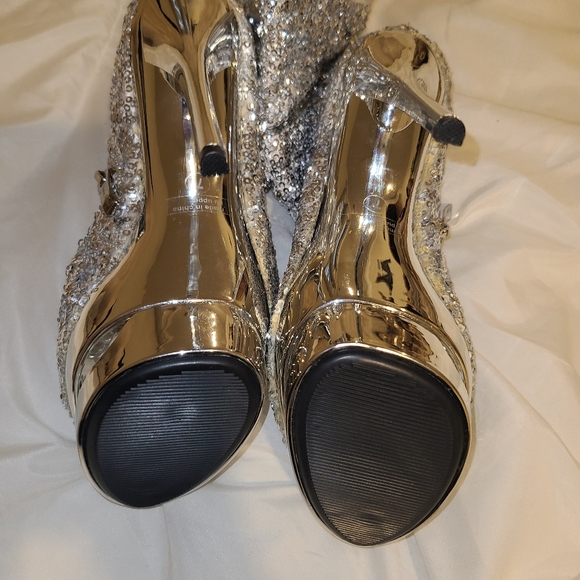 Exotic Dancing Open Toe Booties - Picture 3 of 7